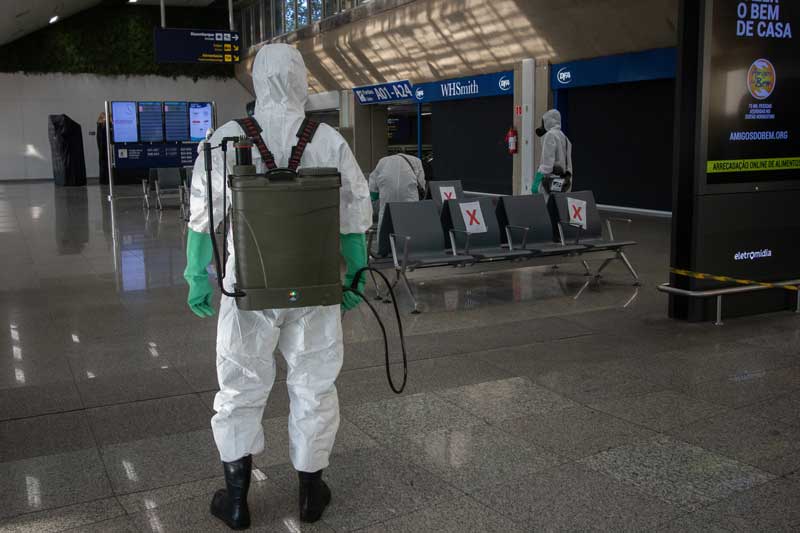 O Aeroporto Internacional do Rio de Janeiro (Galeão), recebeu uma ação de desinfecção, promovida pela Marinha do Brasil.